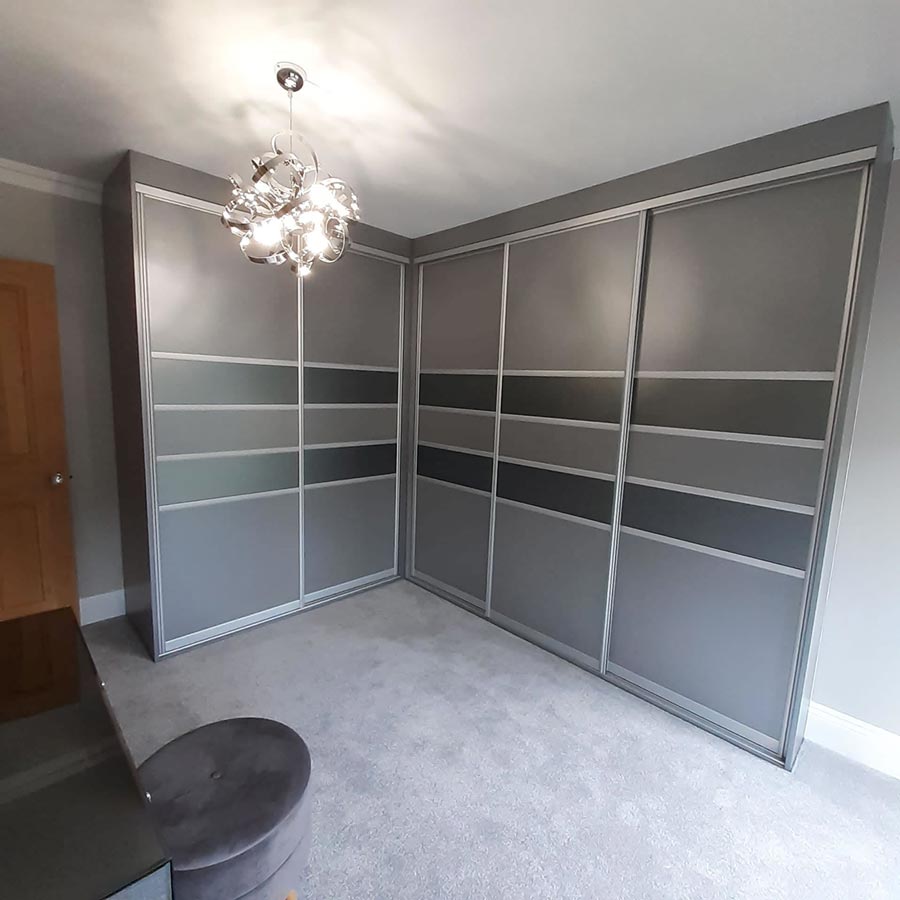 two-tone-grey-chrome-sliding-door-corner
